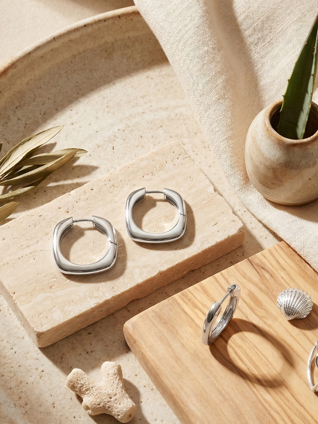 Soft square hoops Silver